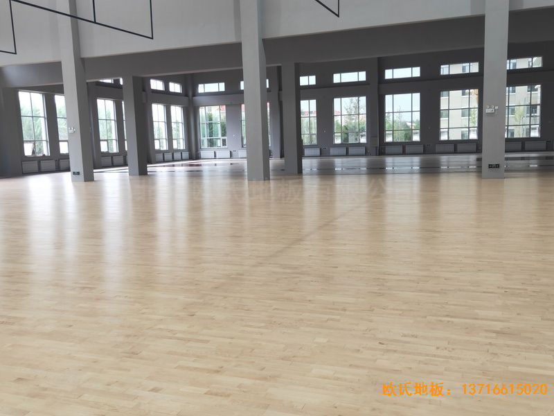 遼寧沈陽于洪機(jī)場(chǎng)體育木地板鋪裝案例
