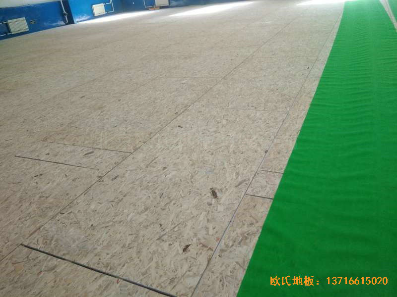 山西陽泉退休黨支部活動中心運(yùn)動木地板施工案例2