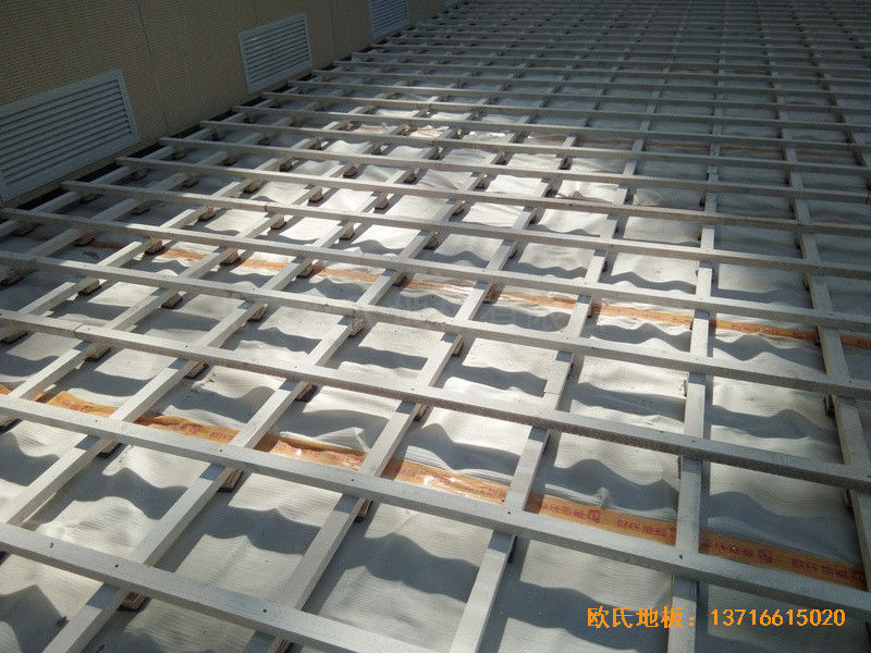 廣西全州體育館運(yùn)動木地板安裝案例1