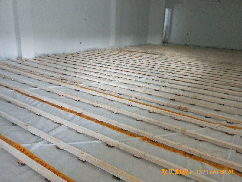 杭州分水鎮(zhèn)徐凝小學運動館體育木地板鋪設案例1