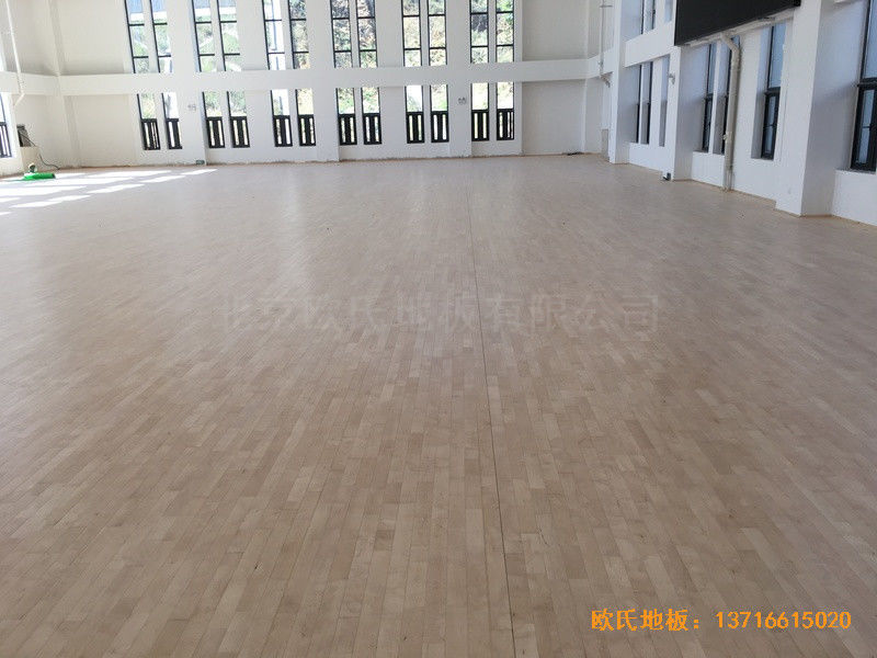 河南南陽南召縣天池電站運動館體育木地板鋪設案例3
