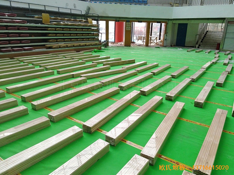 鄭州工業應用技術學院體育館運動木地板施工案例2