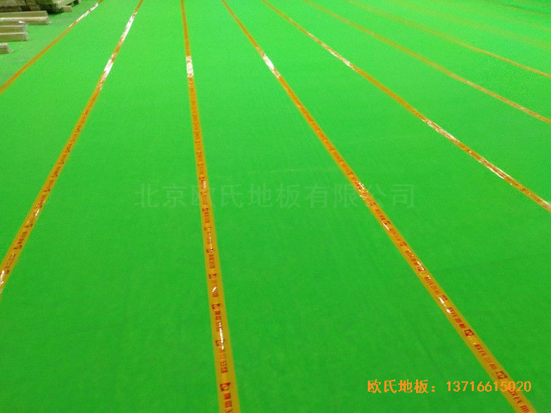 南京樂(lè)活體育館運(yùn)動(dòng)木地板施工案例3