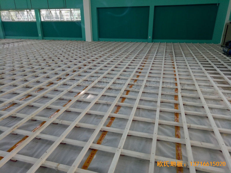 寧波至城學校籃球館體育木地板安裝案例1