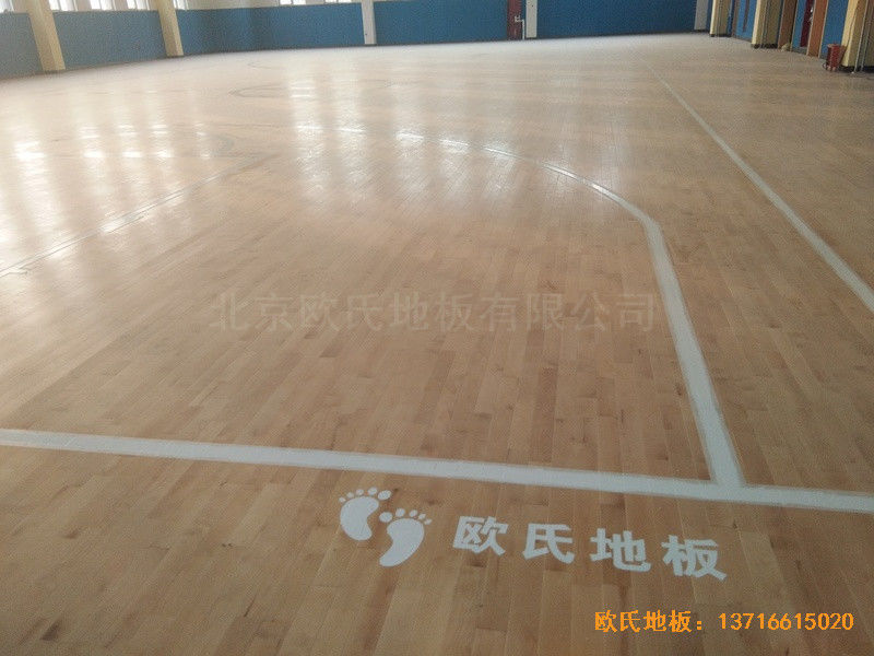 山東李滄徐水路小學籃球館運動地板安裝案例4