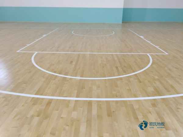 行業(yè)體育籃球木地板安裝公司