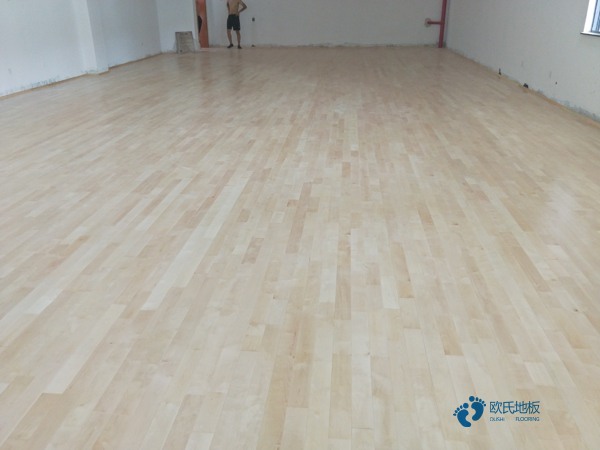 運(yùn)動型木地板價(jià)格