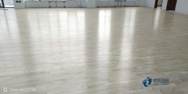 運(yùn)動(dòng)木地板采購(gòu)合同要合規(guī)