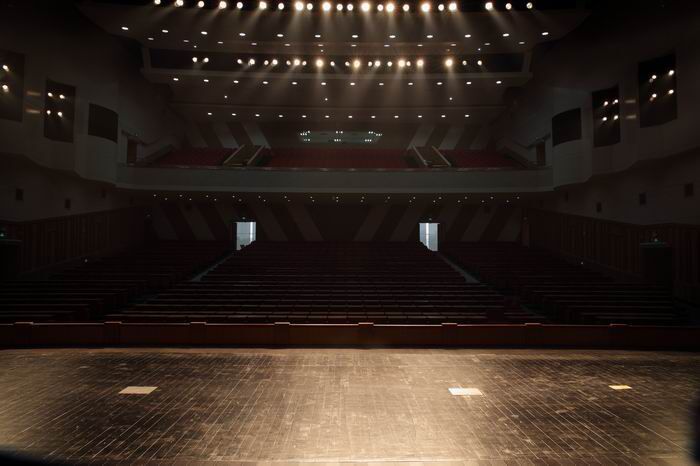 俄勒岡松舞臺運動型地板哪個牌子環保3