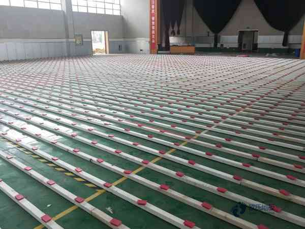 國產(chǎn)運(yùn)動(dòng)籃球木地板每平米價(jià)格