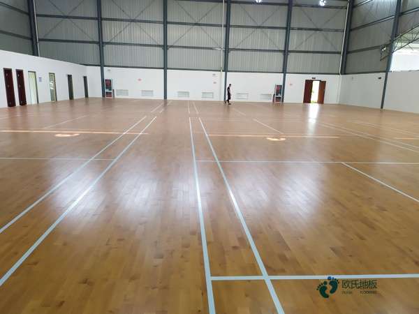 定制運動籃球木地板行業(yè)品牌3
