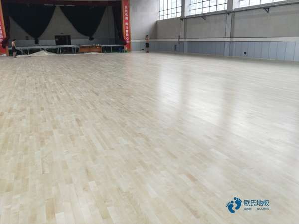 質量好體育場木地板施工方案2