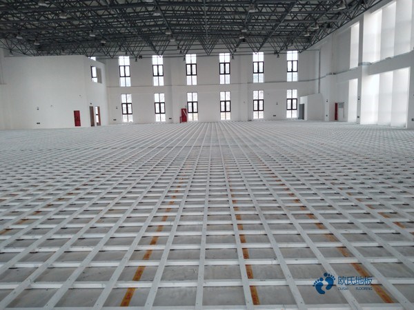 體育木地板翻新施工隊2