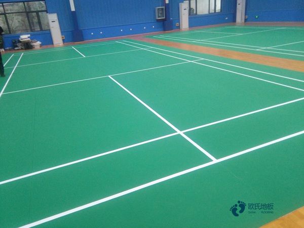 運(yùn)動木地板施工所2