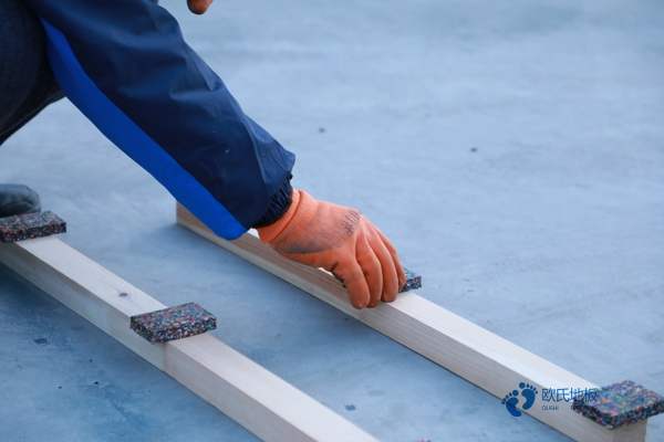 中學籃球場館地板施工工藝1