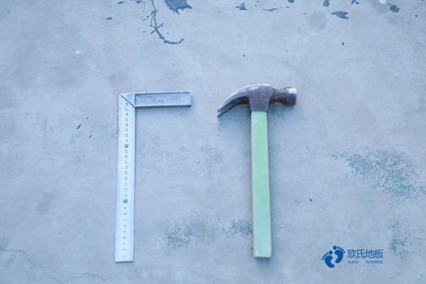 籃球場實(shí)木地板施工1