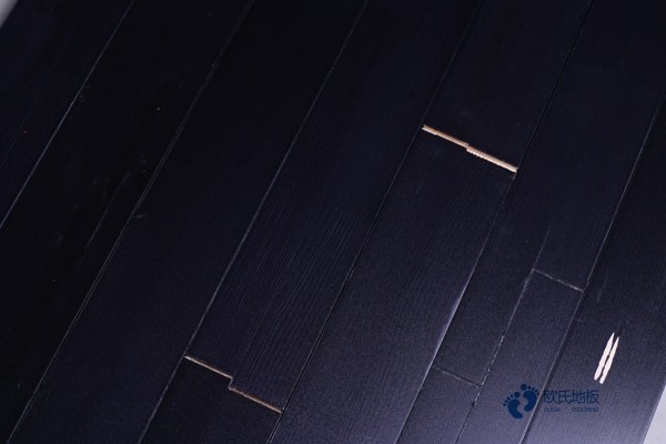 籃球場實(shí)木地板施工3