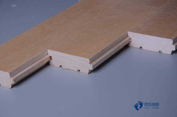 雙龍骨體育運(yùn)動地板環(huán)保2