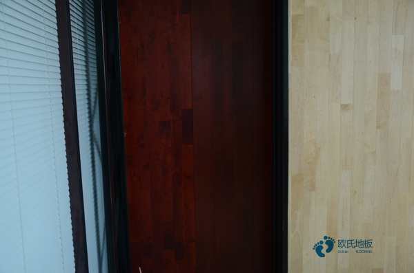 松木運(yùn)動(dòng)籃球木地板多少錢能下來