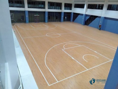 普通運(yùn)動(dòng)籃球木地板報(bào)價(jià)